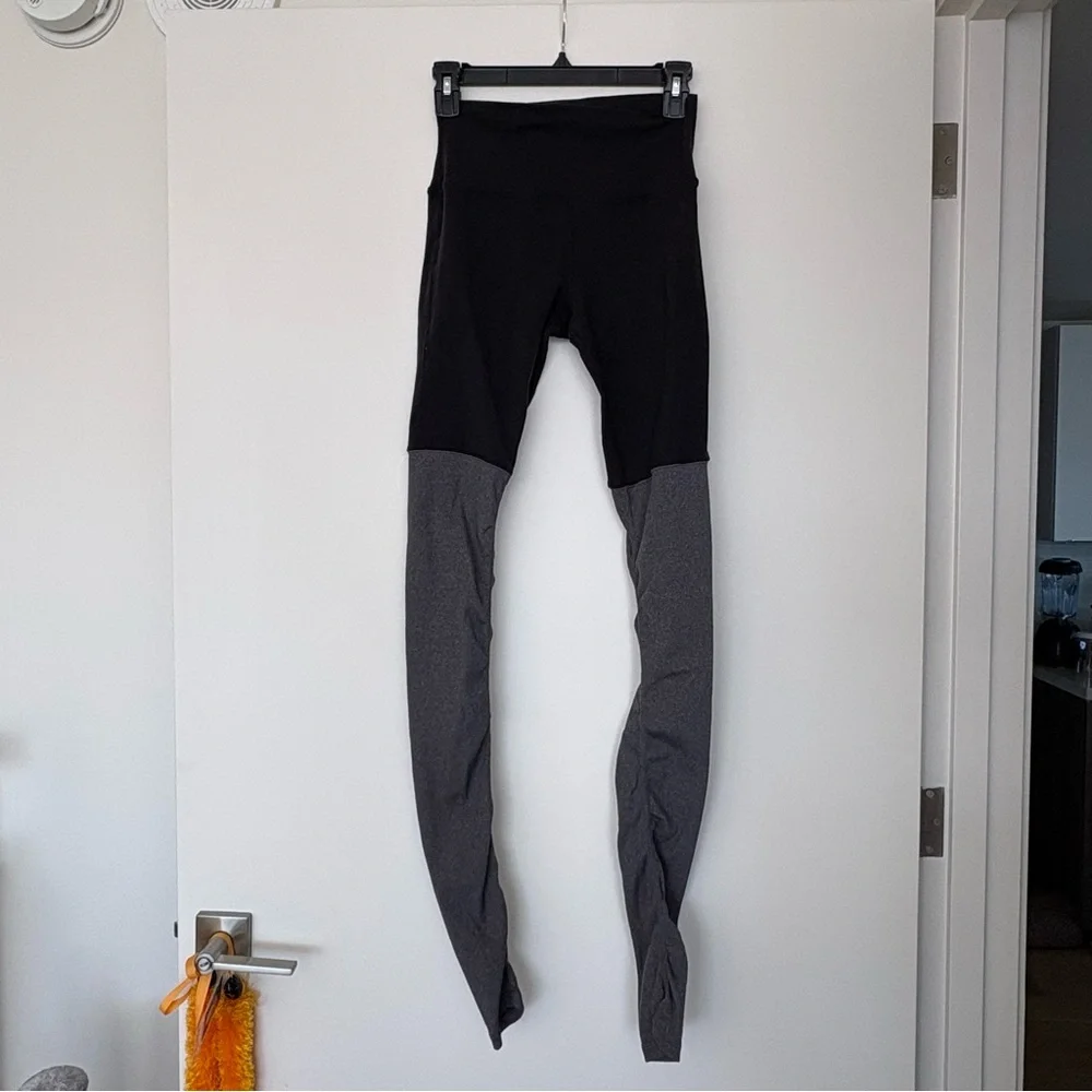 Alo Yoga Scrunch Leg Warmer High-Waisted Leggings